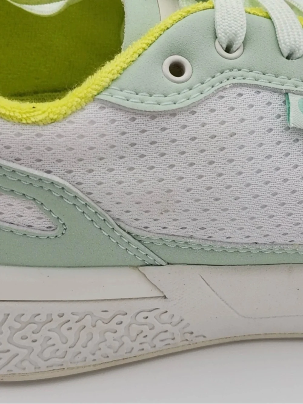 Olukai Anau Pickleball Shoes Bright White/ Pale Mint | Womens US8 EU38 NEW / NWT
